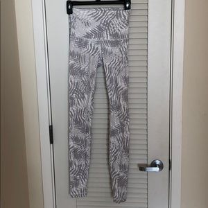 Lululemon yoga leggings